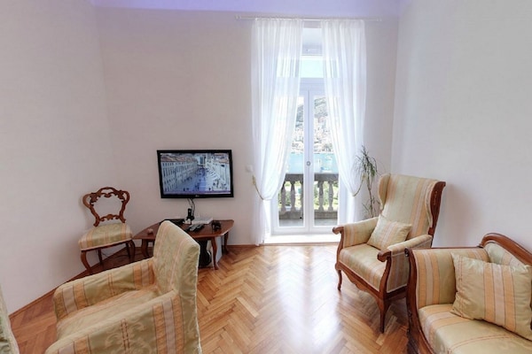 4-persoons appartement in Dubrovnik met zeezicht en balkon · 110 m² - thumbnail 2