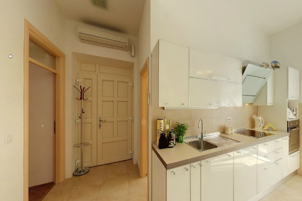 4-persoons appartement in Dubrovnik met zeezicht en balkon · 110 m² - thumbnail 4