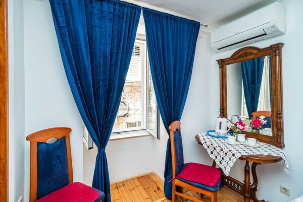 Historische kamer in de oude stad van Dubrovnik, vlak bij Stradun - thumbnail 3