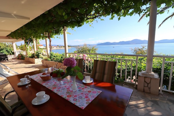 Comfortabel appartement met zeezichtterras in Drače, Pelješac - thumbnail 2