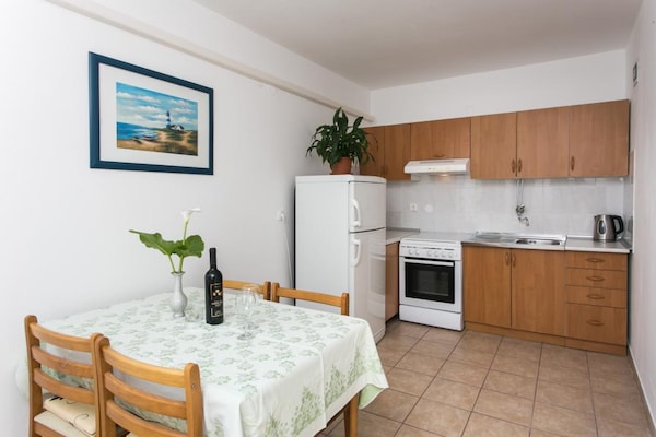 Licht appartement met zeezicht in Drače voor 4 personen - thumbnail 3