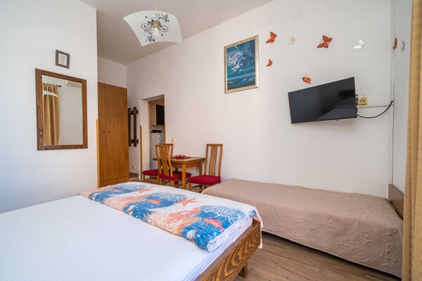 Studio met balkon en zeezicht in Cavtat, vlakbij strand en Dubrovnik - thumbnail 5