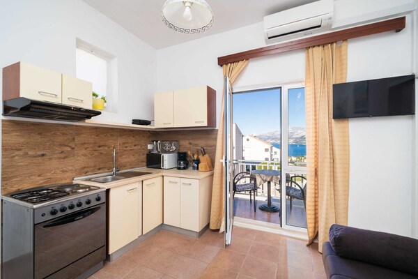 Appartement met balkon en zeezicht in Cavtat, vlakbij Dubrovnik - thumbnail 5