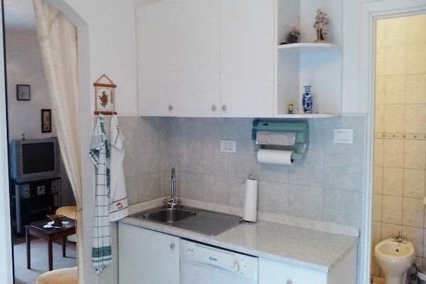 4-persoons appartement in Splitska met zeezicht en terras - thumbnail 6