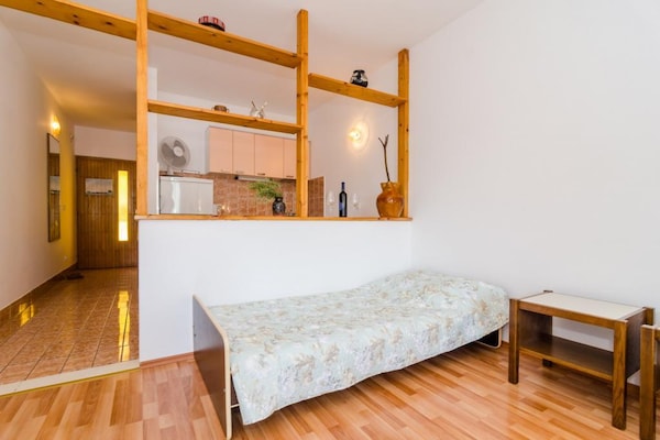 Licht studio-appartement met zeezicht in Trstenik - thumbnail 5