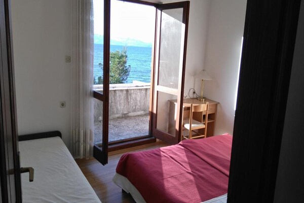 Double Room met balkon en uitzicht op zee op het eiland Mljet - thumbnail 5