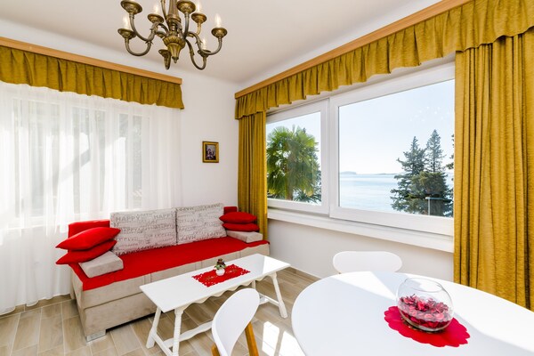 Appartement aan zee in Mlini met gedeeld zwembad en uitzicht op zee - thumbnail 6