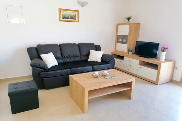 Aan zee: Ruim appartement in Putnikovici voor 4 personen - thumbnail 3