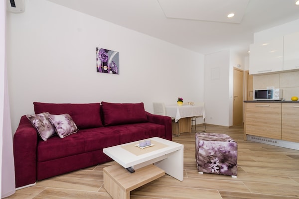 4-persoons appartement in Mlini met zeezicht en balkon · 35 m² - thumbnail 2
