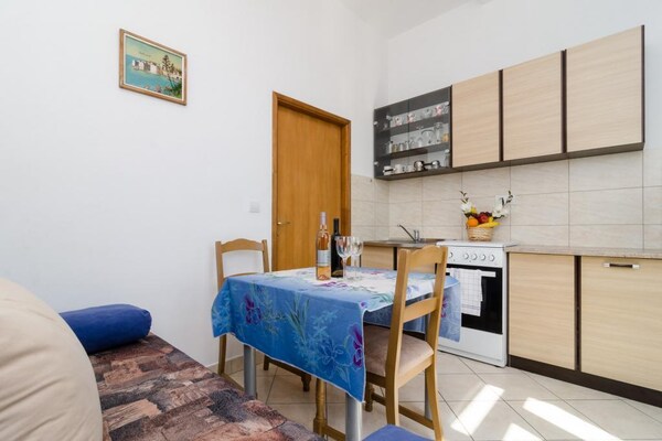 Superior appartement met terras in Mlini, op 600m van zee - thumbnail 4