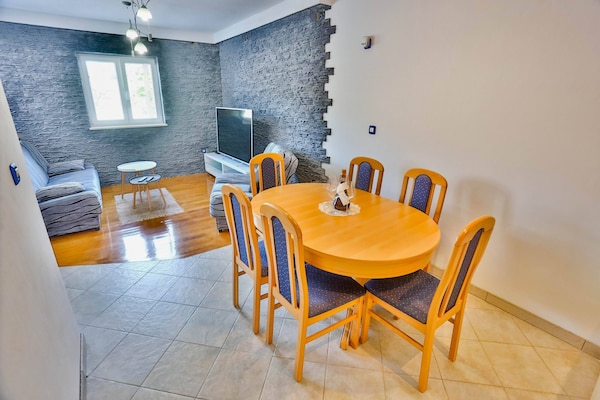 Aan het strand: Ruim appartement met tuin in Sutivan - thumbnail 5