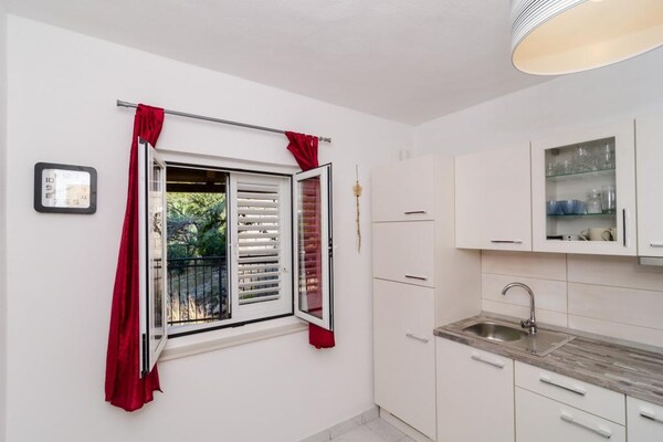 Aan zee: Rustgevend appartement in Saplunara op Mljet - thumbnail 4