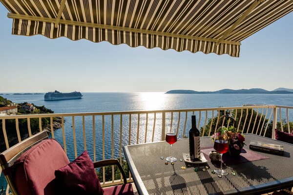 Tweekamerappartement met balkon en zeezicht aan de Adriatische kust bij Dubrovnik - thumbnail 2