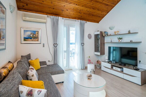 Tweekamerappartement met balkon en zeezicht aan de Adriatische kust bij Dubrovnik - thumbnail 4