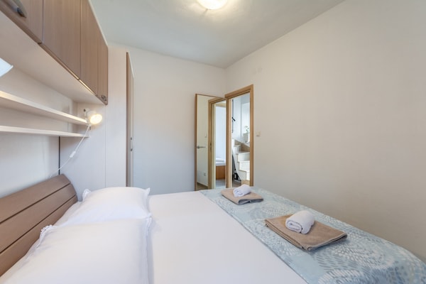 Appartement aan het strand in Pucisca voor 5 personen - thumbnail 5