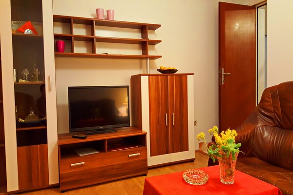 6-persoons appartement aan zee in Orebic met terras - thumbnail 4