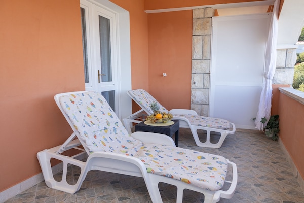 Appartement met zeezicht en terras in Prigradica, Korčula - thumbnail 1