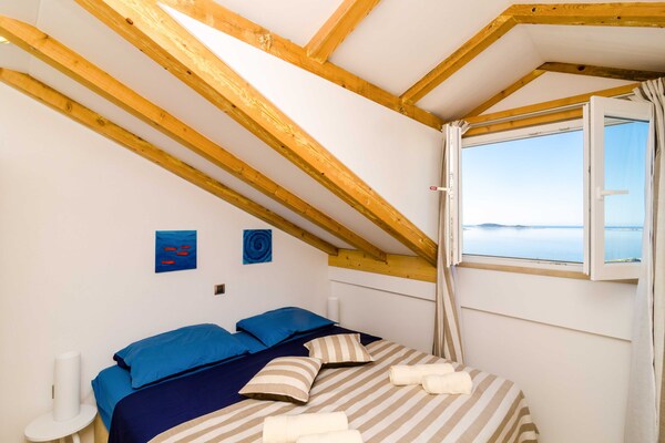 Tweekamerappartement met balkon en eindeloos zeezicht in Mlini - thumbnail 4