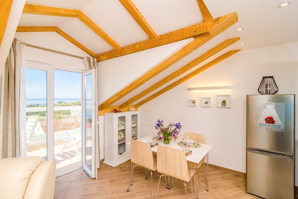 Tweekamerappartement met balkon en eindeloos zeezicht in Mlini - thumbnail 3