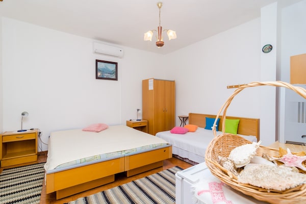 Rustgevend appartement met zeezicht en terras in Molunat - thumbnail 5