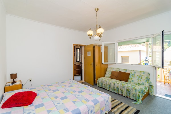 Knus appartement met zeezicht en terras in het rustige Molunat - thumbnail 4