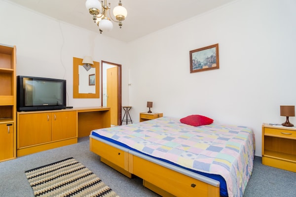 Knus appartement met zeezicht en terras in het rustige Molunat - thumbnail 5