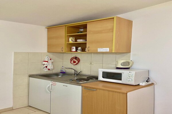 Compacte studio voor 2 personen, 300m van het strand in Blace - thumbnail 4