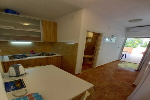 Romantisch appartement aan zee op Mljet met terras en zeezicht - thumbnail 3