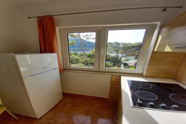 2-persoons appartement aan zee in Sobra - thumbnail 4