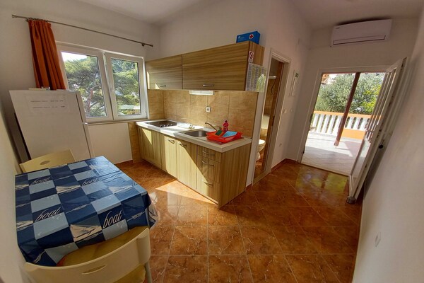 2-persoons appartement aan zee in Sobra - thumbnail 2