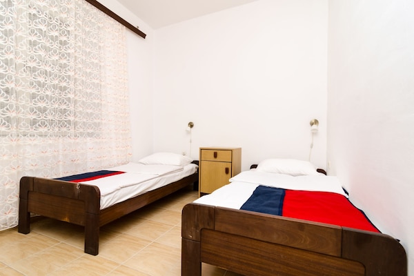 Aan het strand: Compact appartement in Pomena op Mljet - thumbnail 3