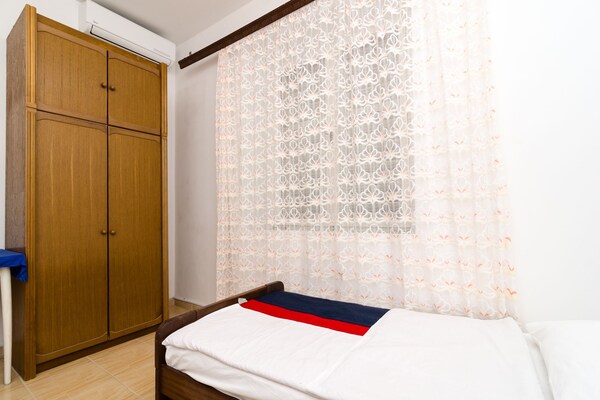 Aan het strand: Compact appartement in Pomena op Mljet - thumbnail 5