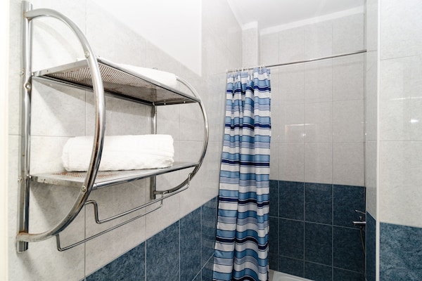 Aan het strand: Compact appartement in Pomena op Mljet - thumbnail 2