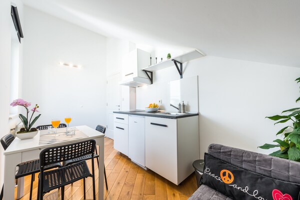 Modern appartement met deels zeezicht en terras op loopafstand van strand - thumbnail 5