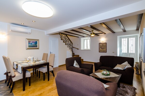Maru Prestige duplex in de oude stad van Dubrovnik, vlakbij de Stradun - thumbnail 6