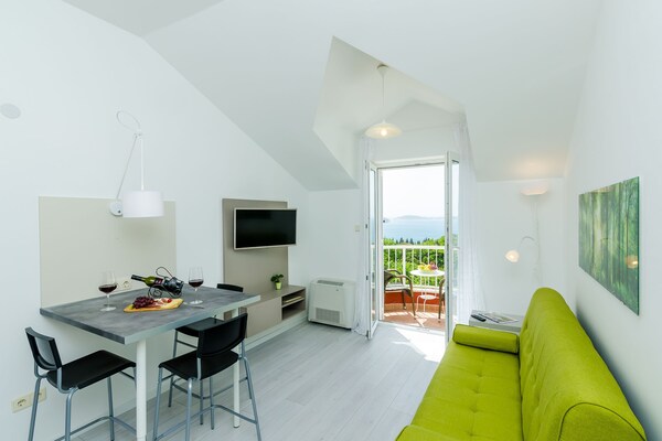 Comfort appartement met balkon en zeezicht nabij Dubrovnik voor 3 personen - thumbnail 5
