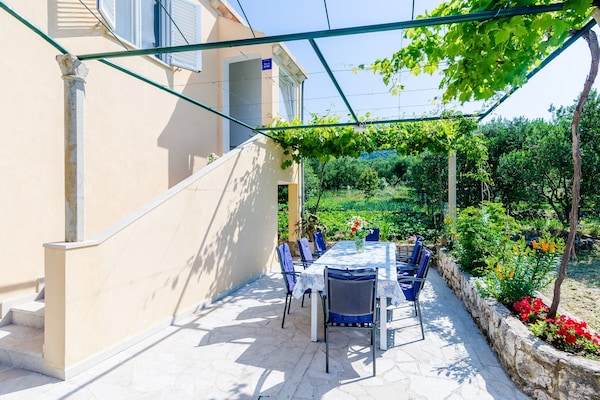 Apartment &  Rooms Maždin - One Bedroom Apartment With Balcony And Sea View - Mljet