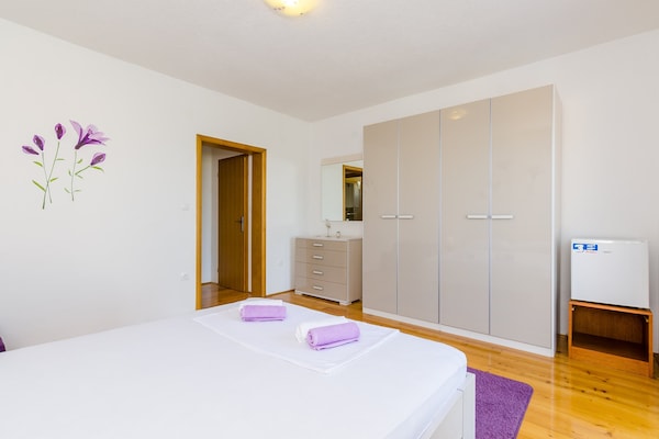 Op 500 m van het strand: appartement met zeezicht in Slano - thumbnail 6