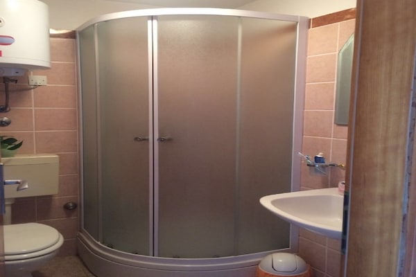 3-persoons appartement aan het strand in Supetar · 3 pers. - thumbnail 3