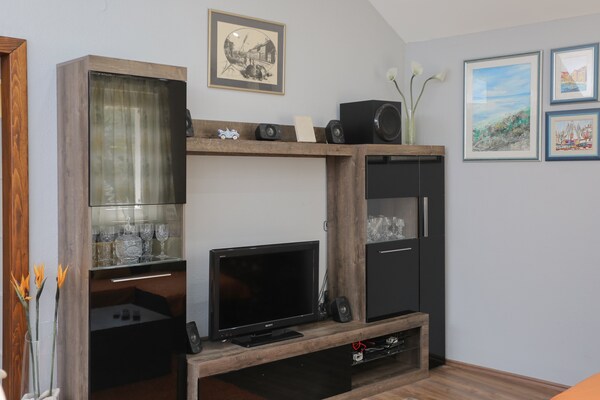 Knus appartement op 50 meter van zee in Supetar, eiland Brač - thumbnail 5