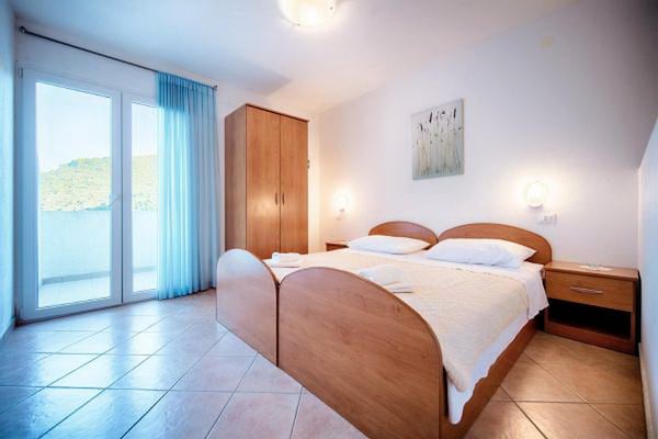 Comfortabel appartement met balkon en zeezicht in Pasadur, Lastovo - thumbnail 4