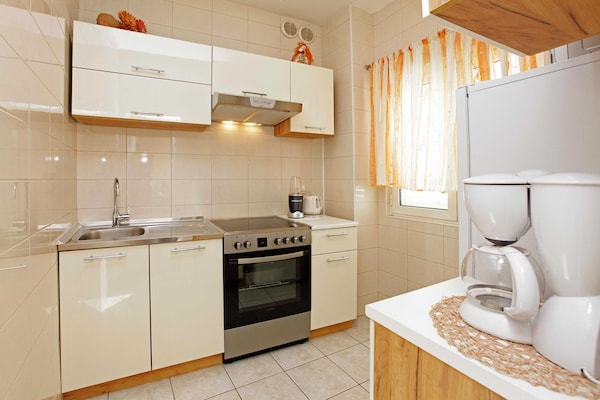 5-persoons appartement aan het strand in Vela Luka - thumbnail 3