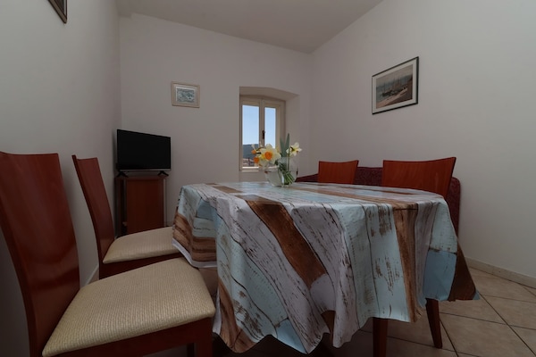Op 400 m van het strand: Ruim appartement in Slano voor 4 personen - thumbnail 5