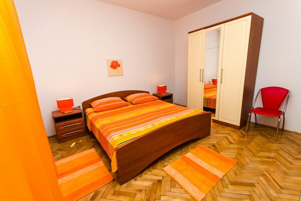 Rustiek appartement voor 4 met zonnig terras, 200m van strand in Trogir - thumbnail 5