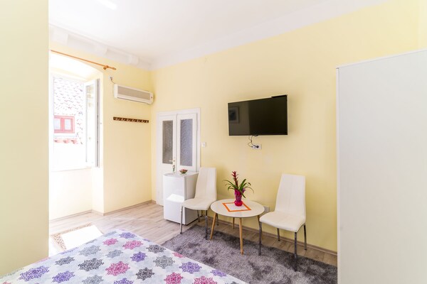 Sfeervolle Dubbele Kamer Lara in de Oude Stad van Dubrovnik, vlakbij Stradun - thumbnail 2