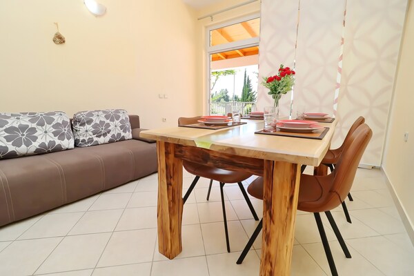 Appartement met zeezicht en terras in rustig Ruskovići, vlakbij Orebić - thumbnail 5