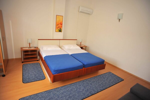 Romantisch appartement met zwembad nabij het strand van Sutivan - thumbnail 6