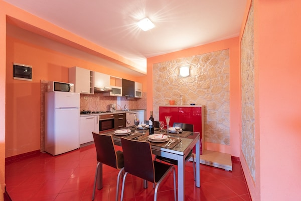 Aan het strand: Ruim appartement in Vinišće voor 4 personen - thumbnail 4