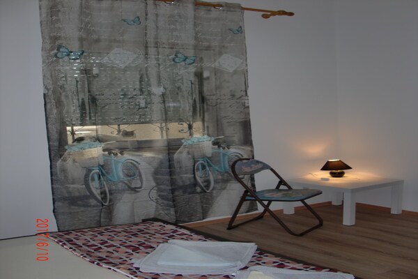 Comfortabel appartement met terras aan de kust van Sumpetar, 100m van zee - thumbnail 5
