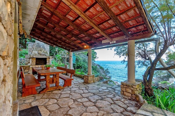 Vakantiehuis House Hidden Bay in Blato met zeezicht - thumbnail 1